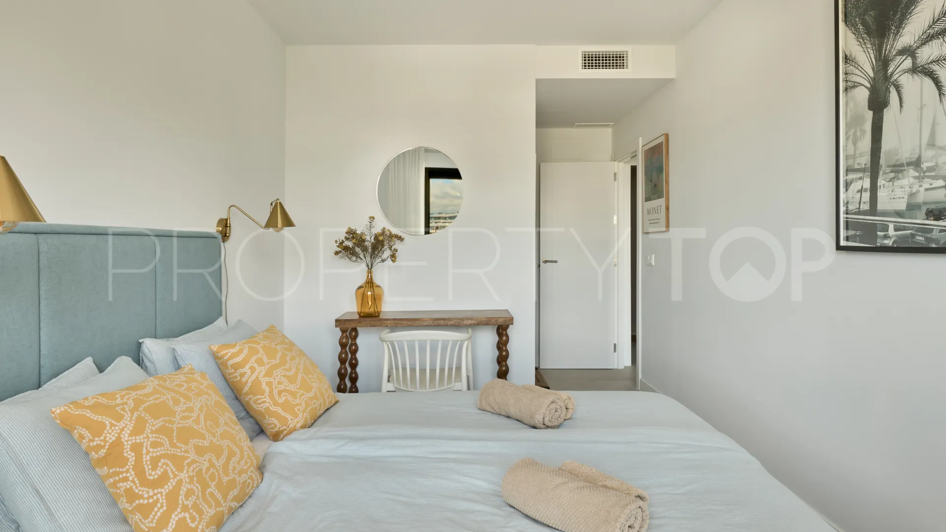 Estepona Puerto, apartamento en venta de 2 dormitorios