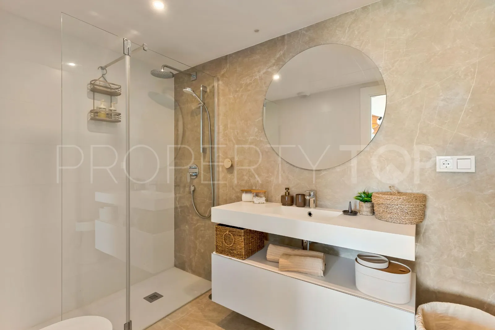 2 bedrooms Estepona apartment for sale