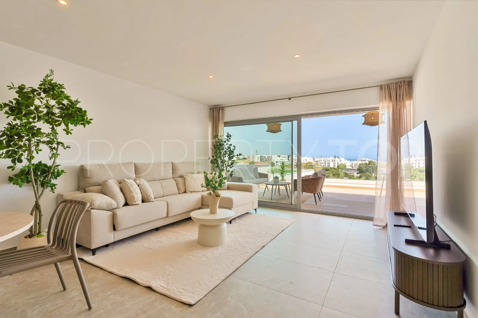 2 bedrooms Estepona apartment for sale