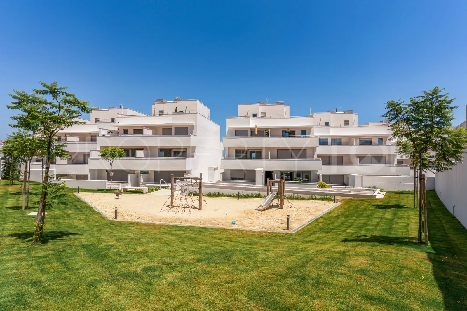 2 bedrooms Estepona apartment for sale
