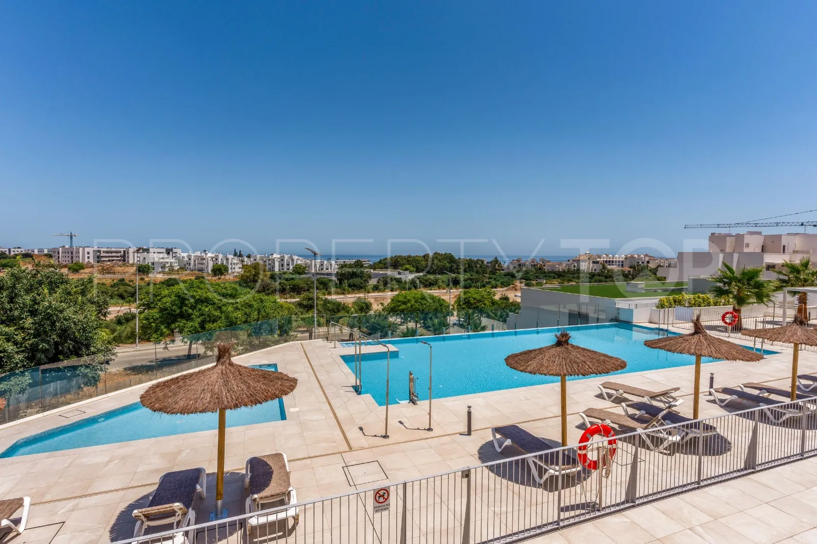 2 bedrooms Estepona apartment for sale