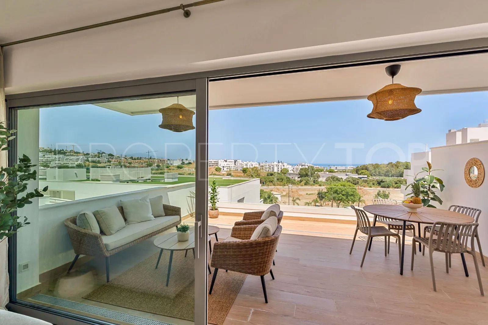 2 bedrooms Estepona apartment for sale