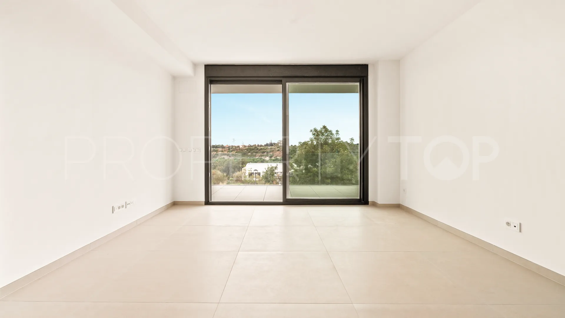 Se vende apartamento en Cancelada con 2 dormitorios