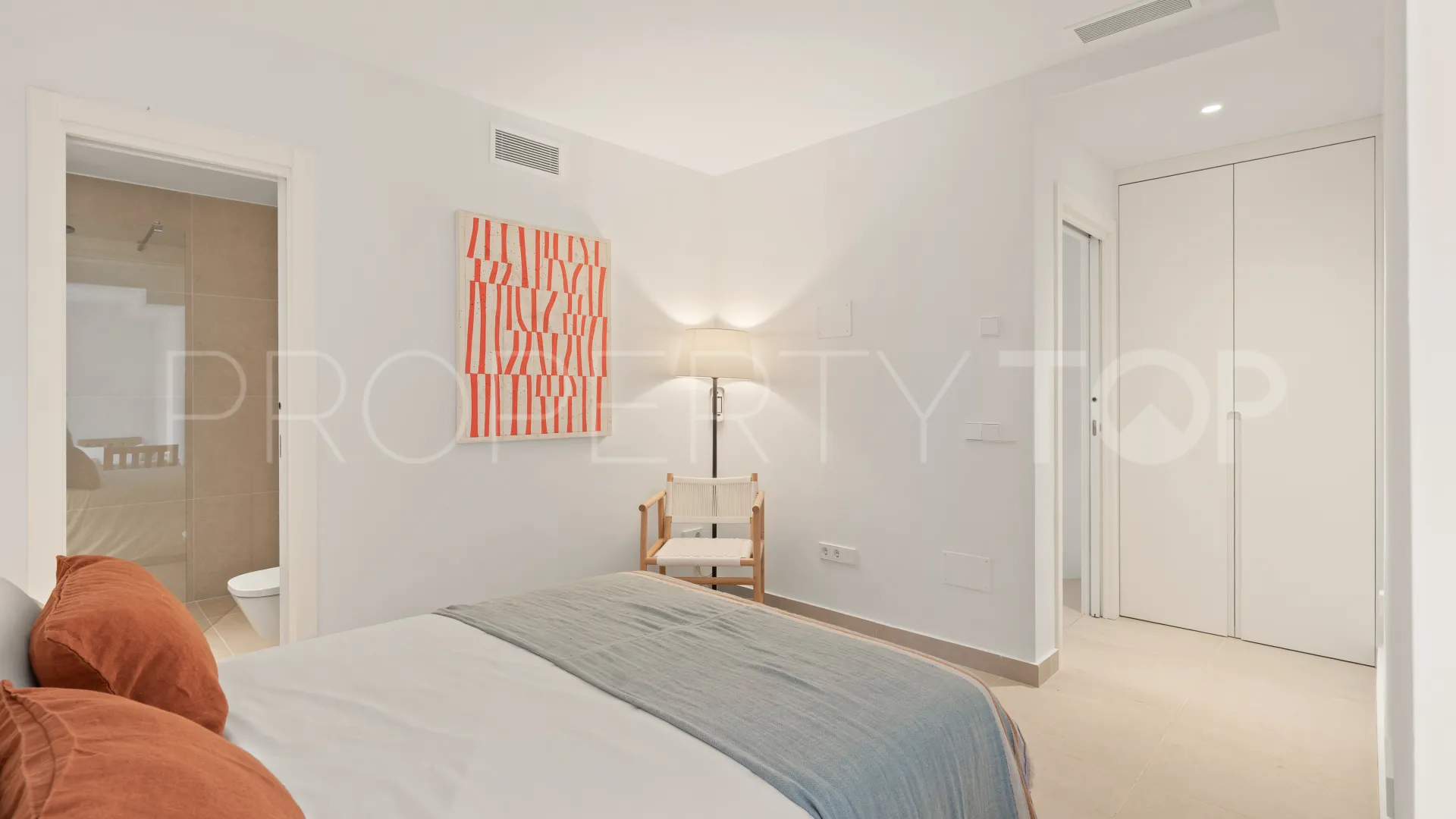 Estepona Ciudad, adosado en venta con 3 dormitorios