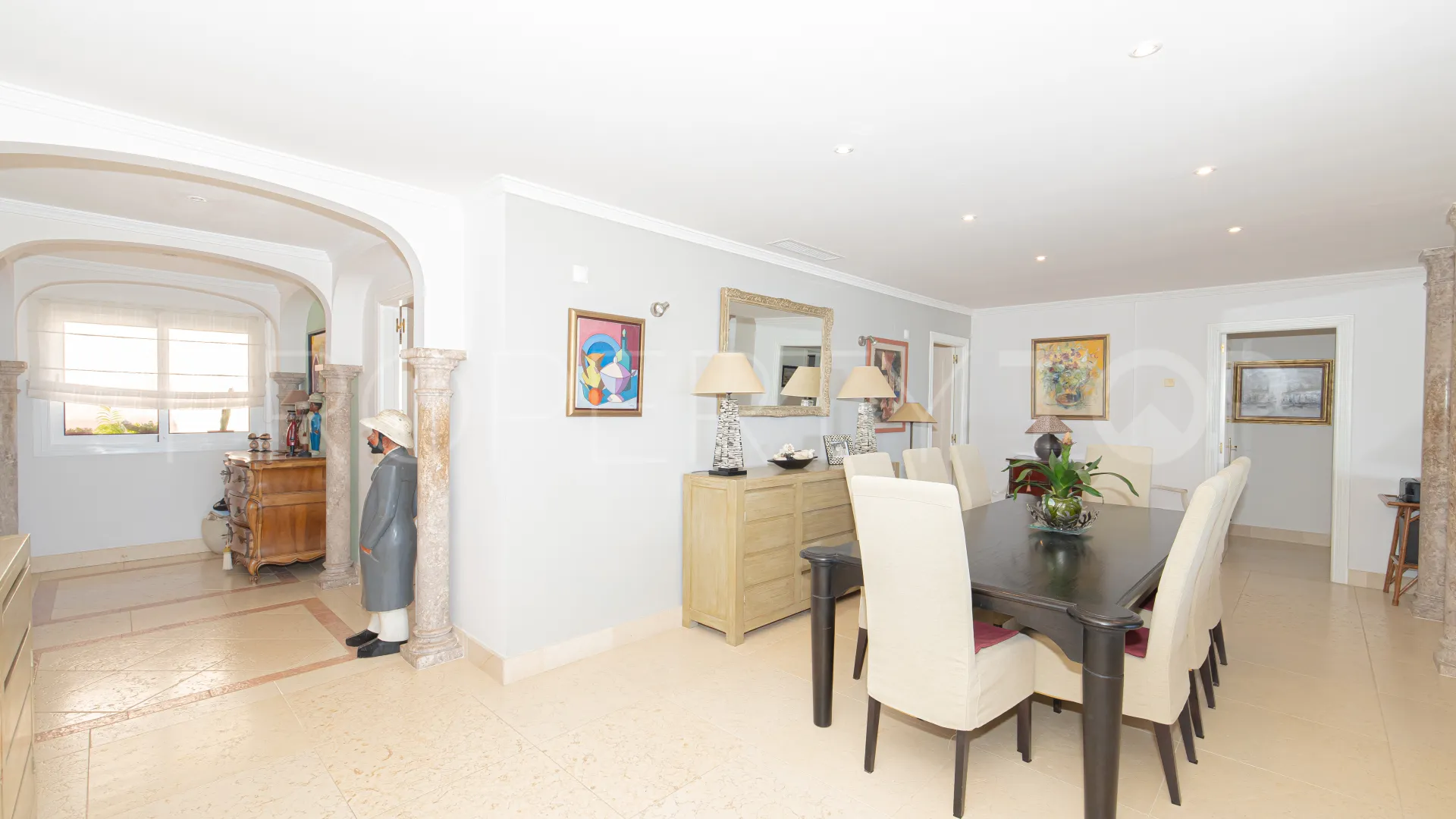 Apartamento con 3 dormitorios en venta en Nueva Andalucia