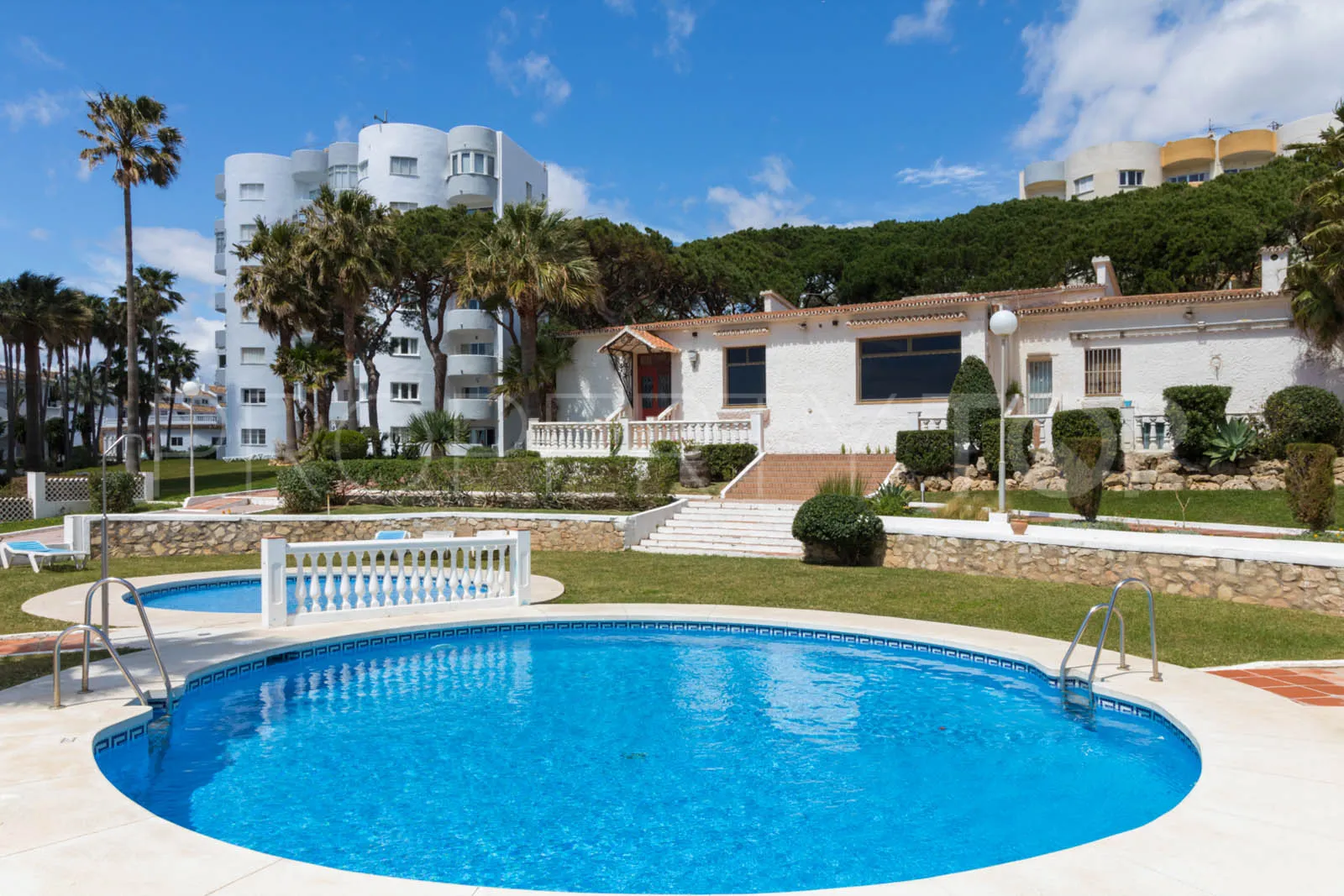 1 bedroom Calahonda apartment for sale