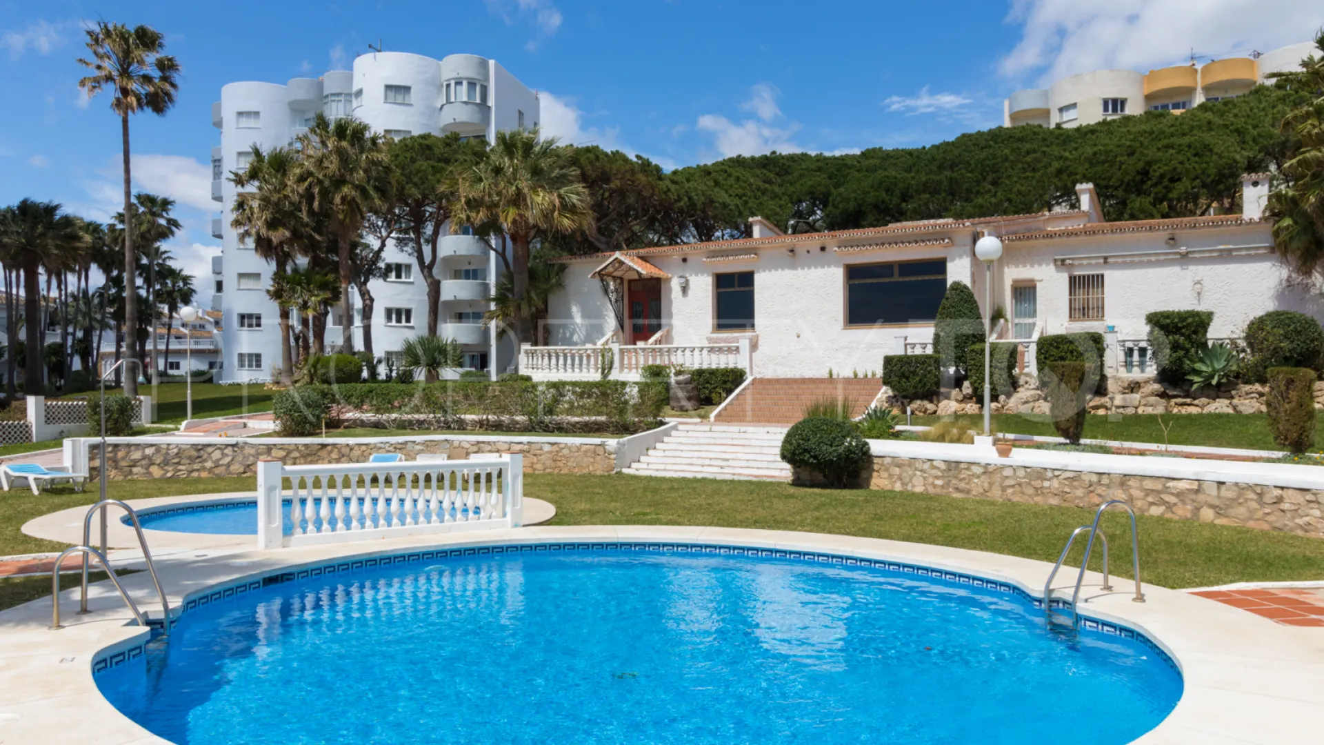 Calahonda, apartamento en venta con 1 dormitorio