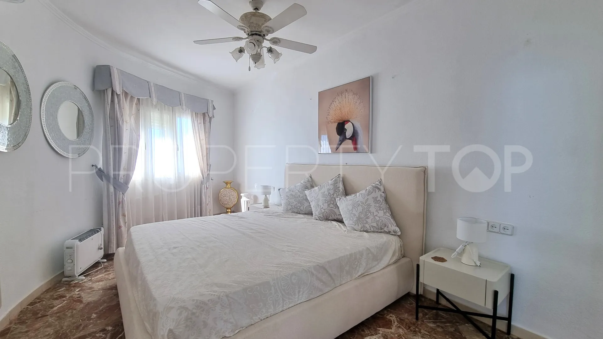 Calahonda, apartamento en venta con 1 dormitorio
