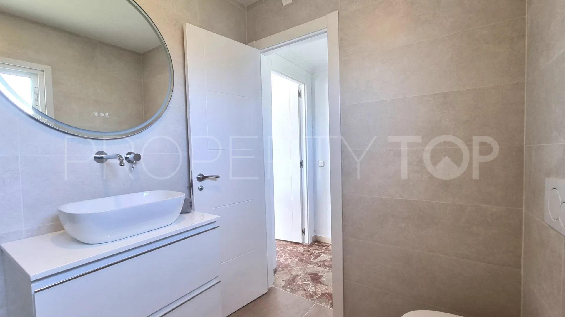 Calahonda, apartamento en venta con 1 dormitorio