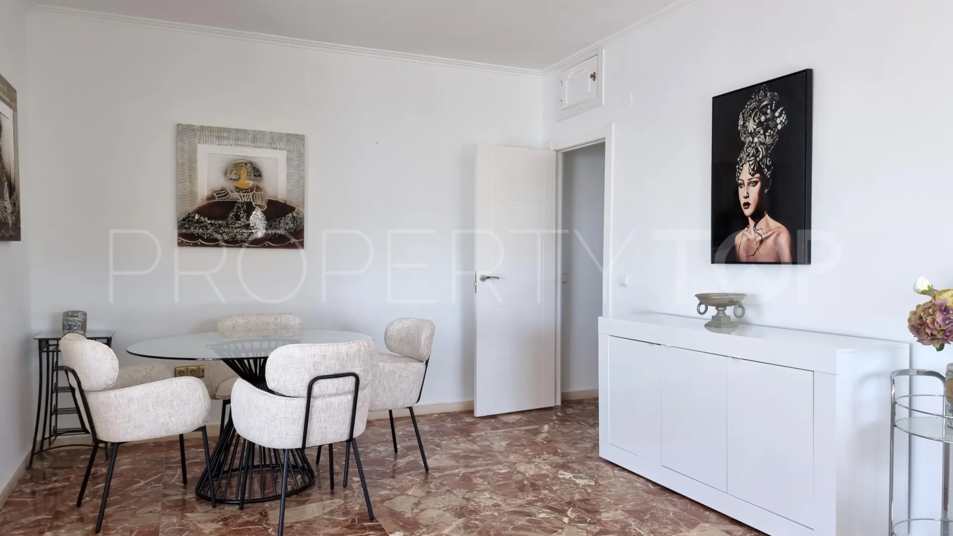Calahonda, apartamento en venta con 1 dormitorio