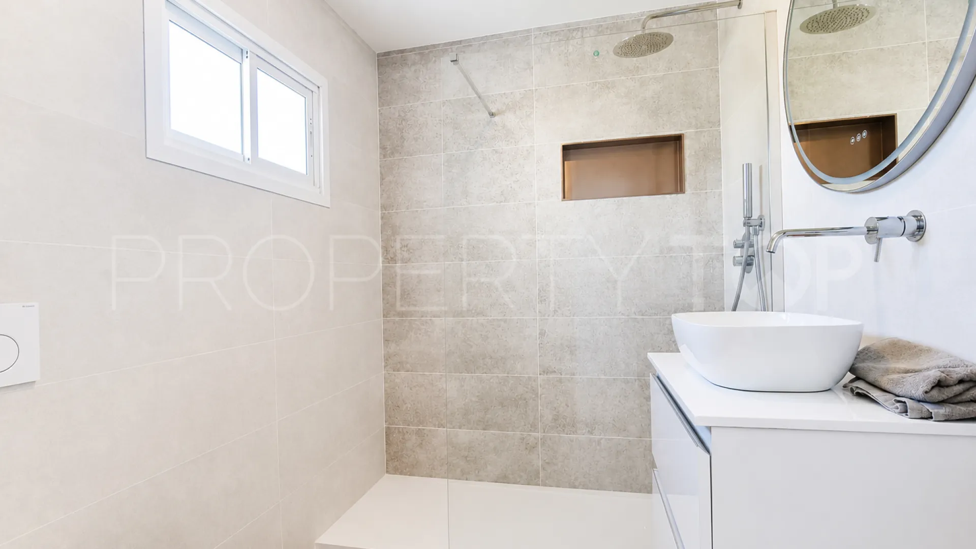 1 bedroom Calahonda apartment for sale