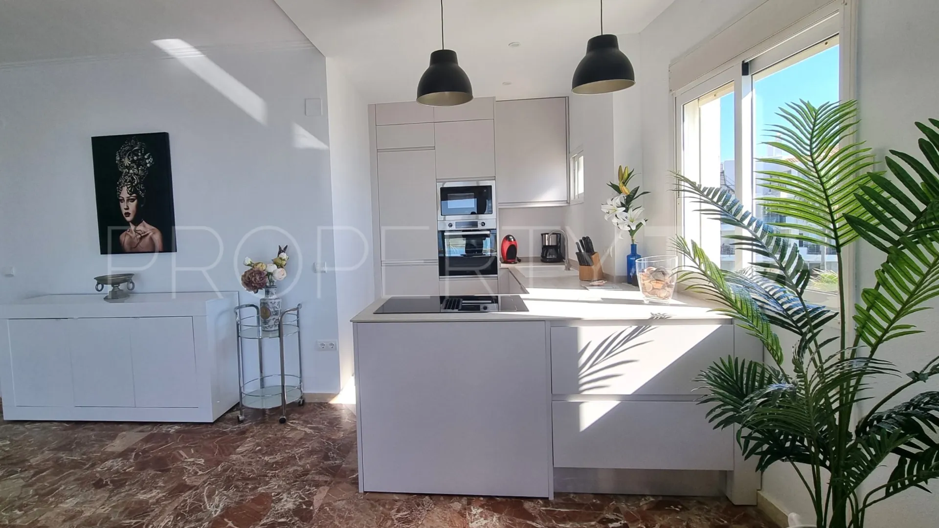 Calahonda, apartamento en venta con 1 dormitorio