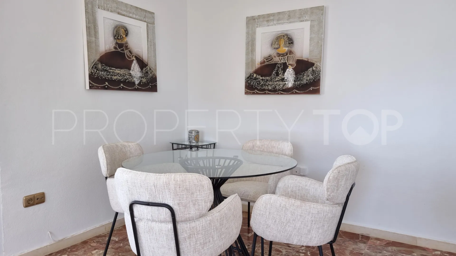 Calahonda, apartamento en venta con 1 dormitorio