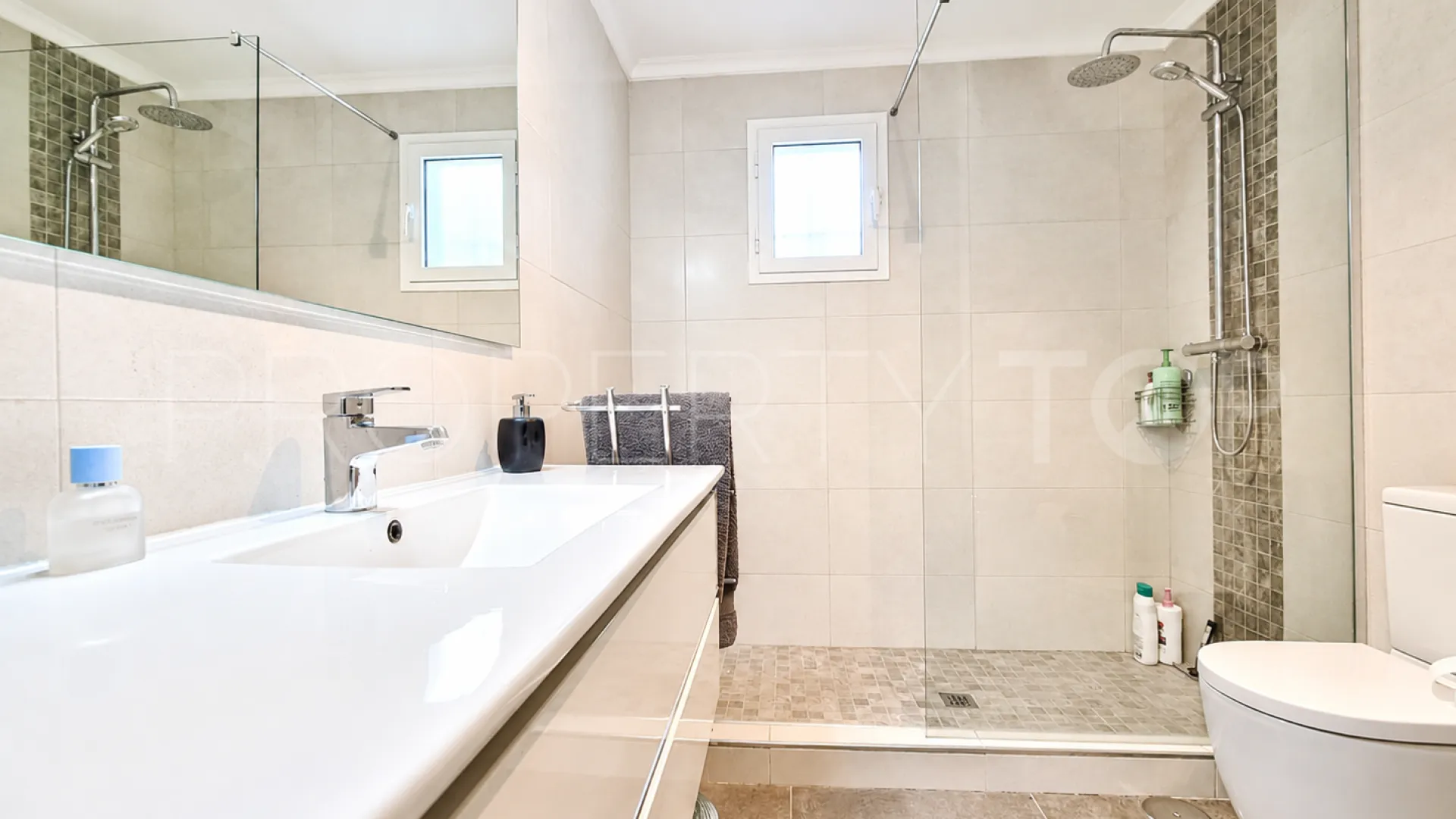 For sale semi detached house with 2 bedrooms in Benalmadena