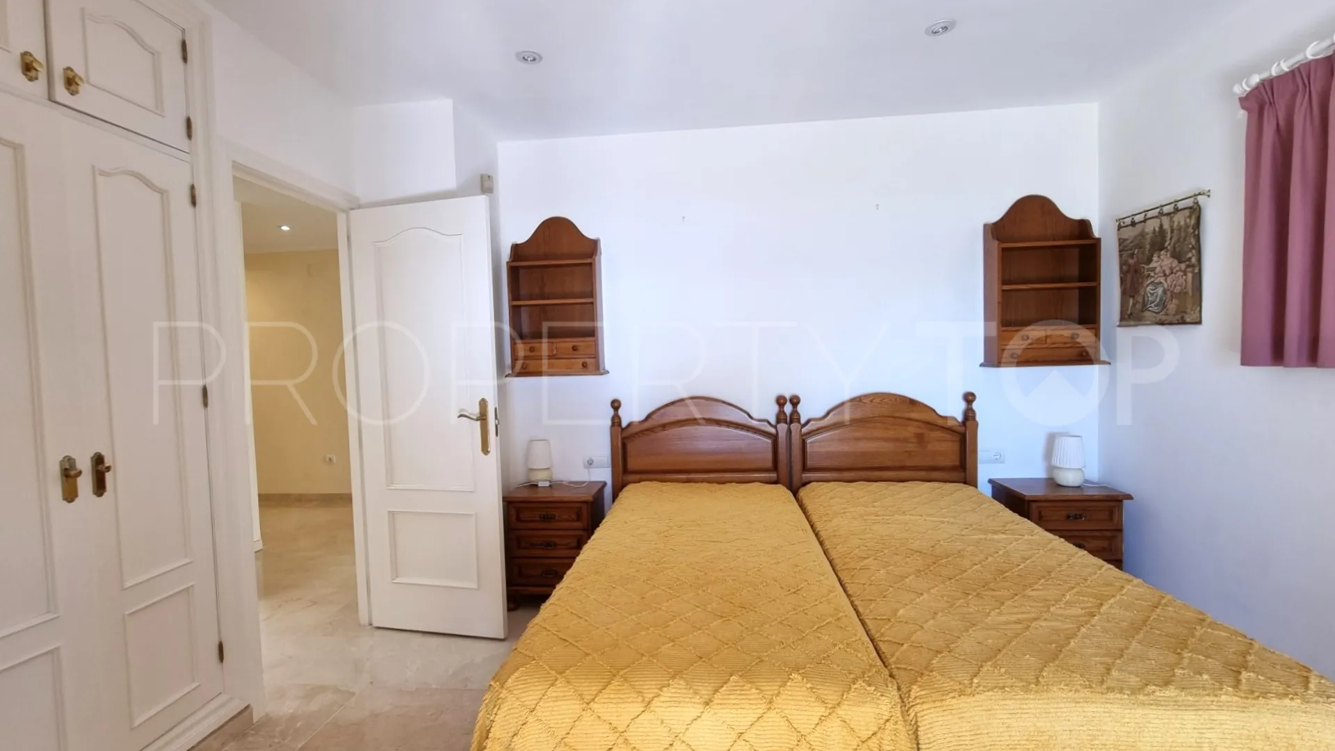 5 bedrooms La Capellania villa for sale