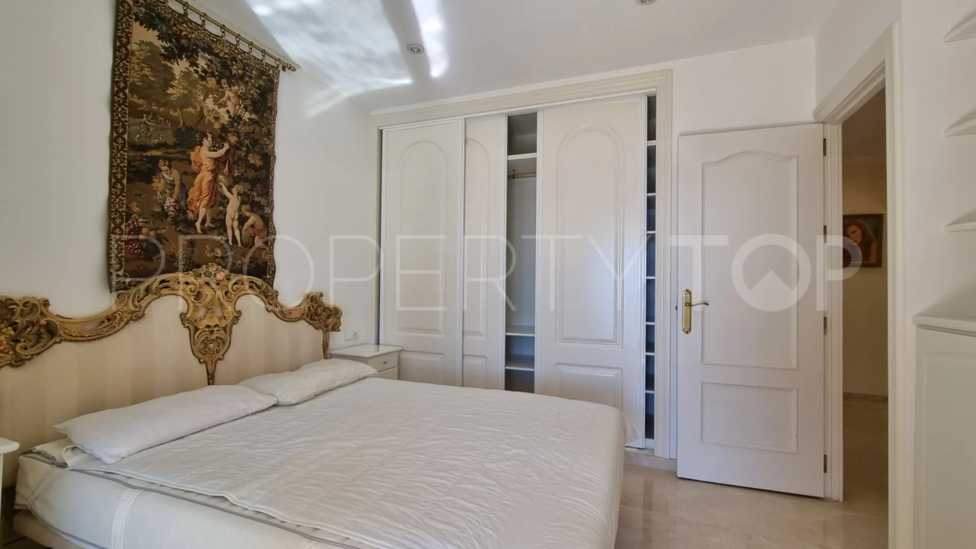5 bedrooms La Capellania villa for sale