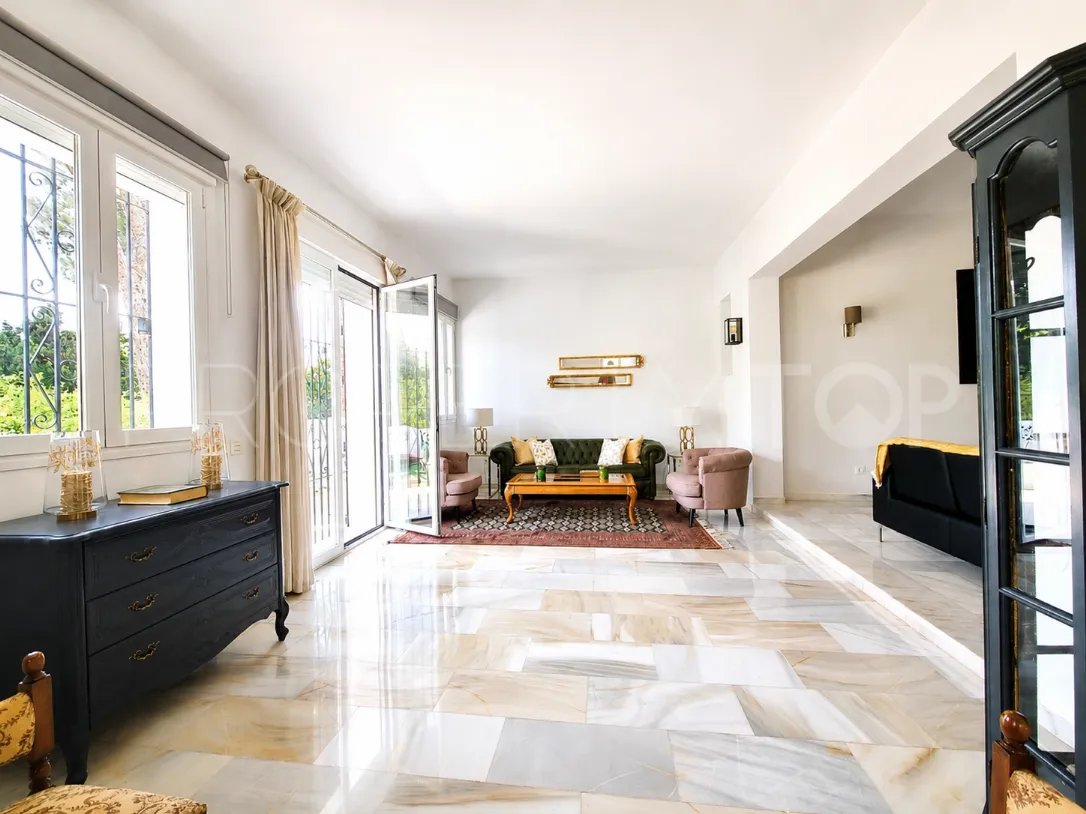 3 bedrooms Calahonda villa for sale