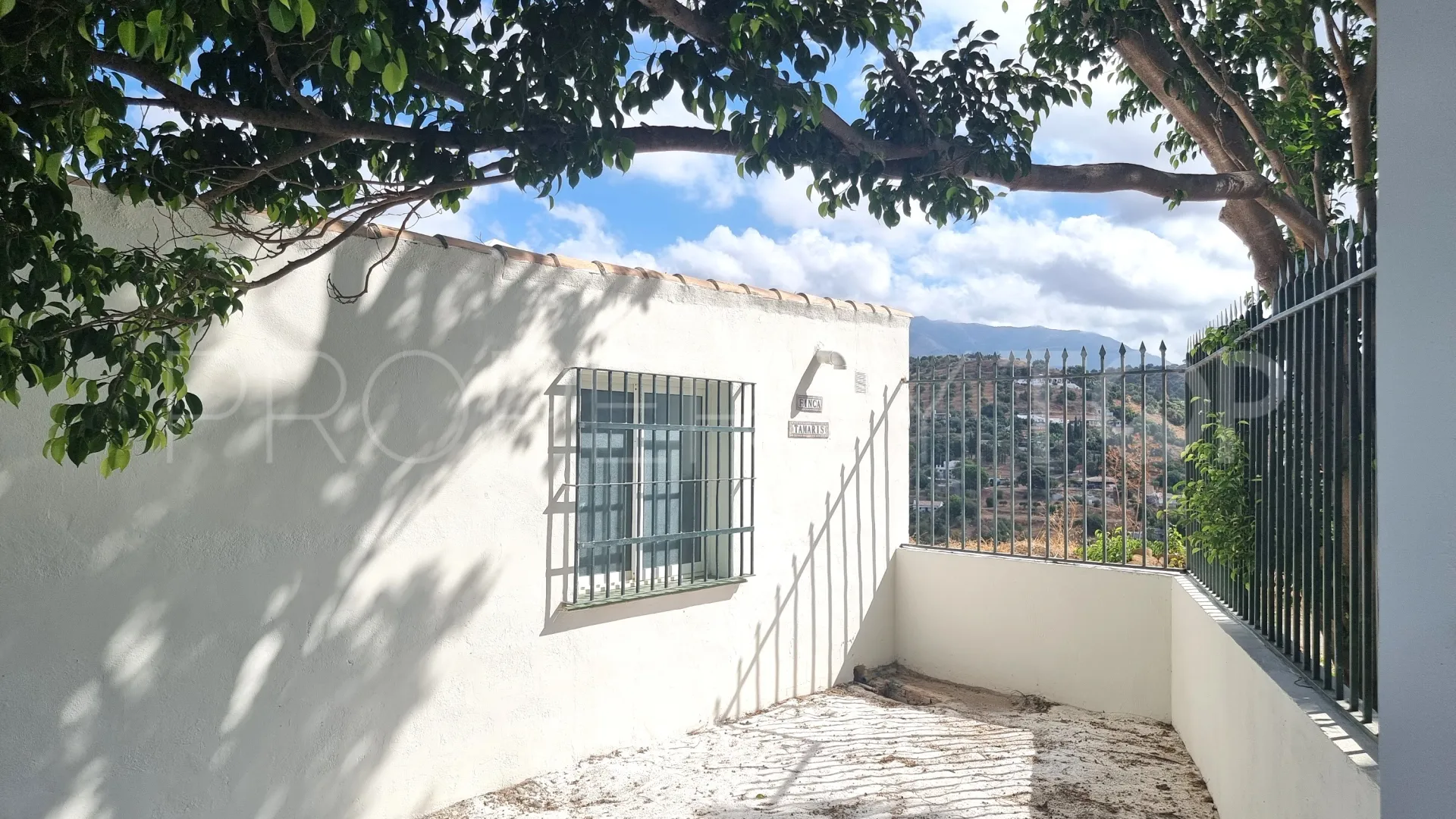 2 bedrooms finca in Entrerrios for sale
