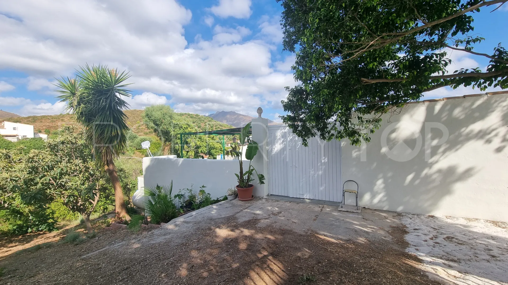 2 bedrooms finca in Entrerrios for sale