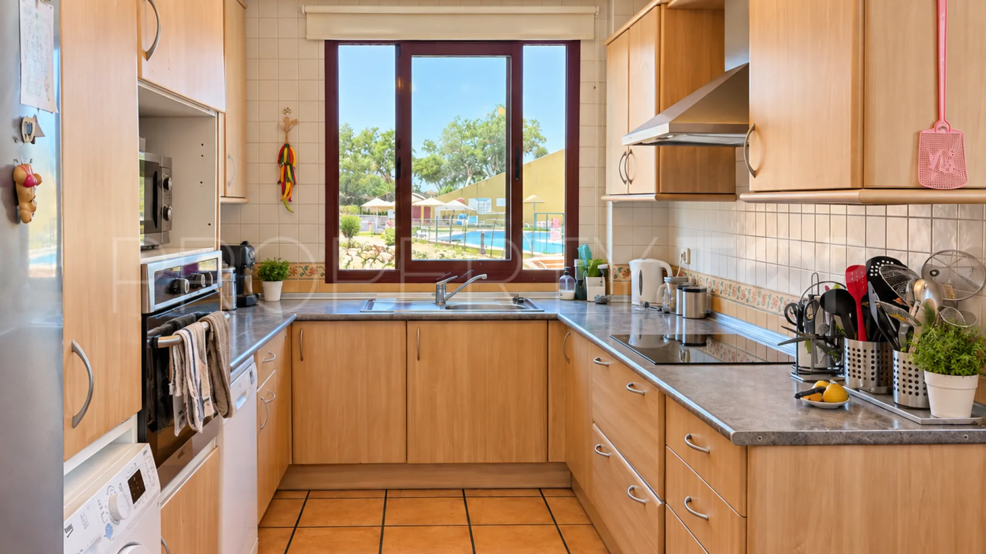 3 bedrooms apartment for sale in Calahonda