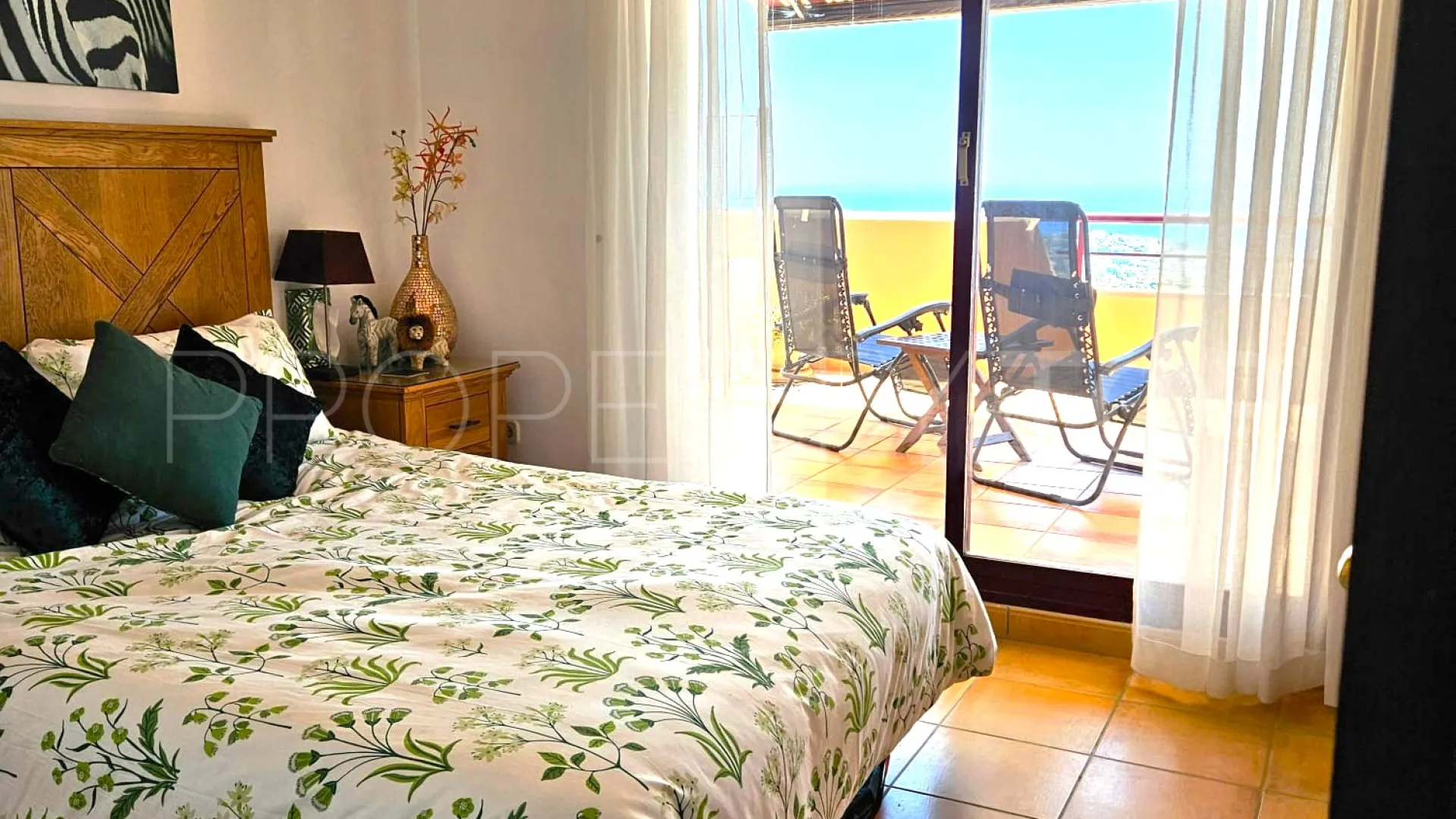 Se vende apartamento en Calahonda de 3 dormitorios
