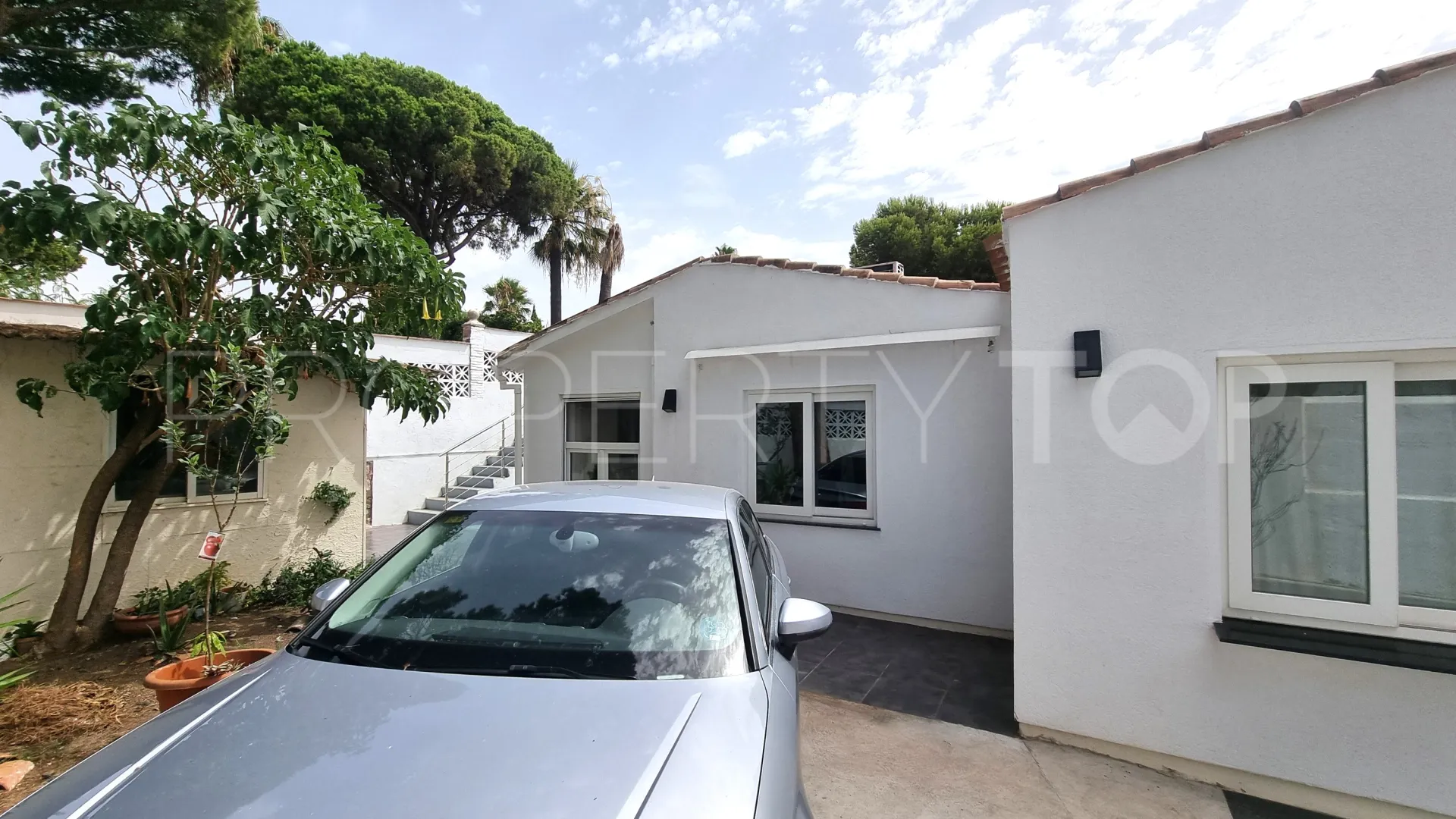 Semi detached house for sale in Calypso