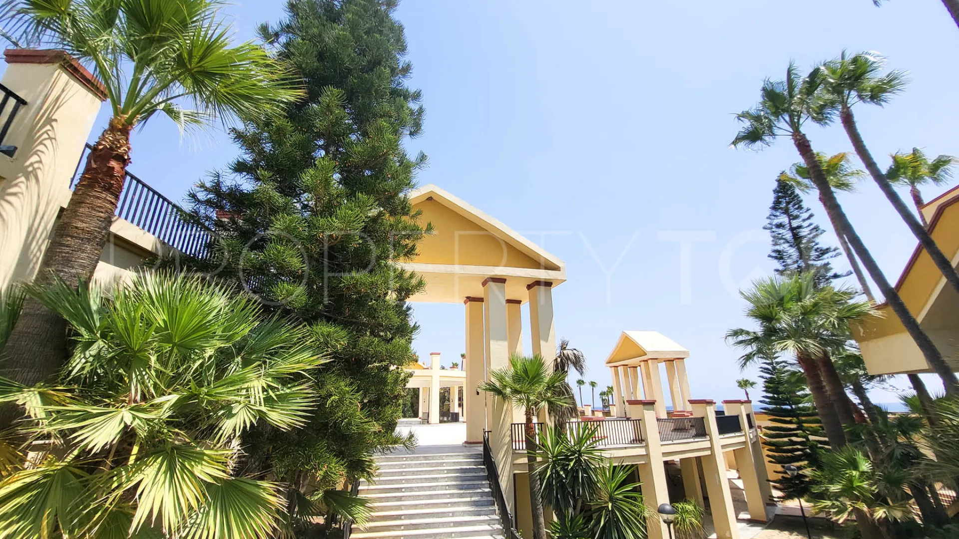 Elviria Playa, estudio con 1 dormitorio en venta