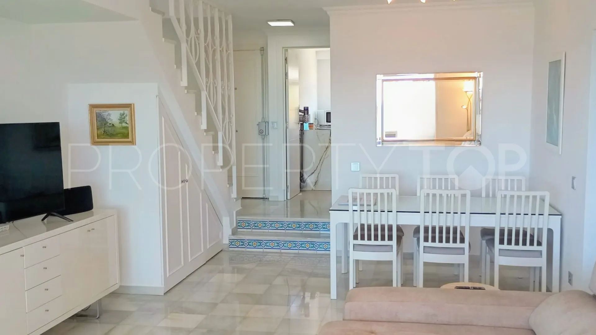 For sale duplex penthouse in Calahonda with 3 bedrooms