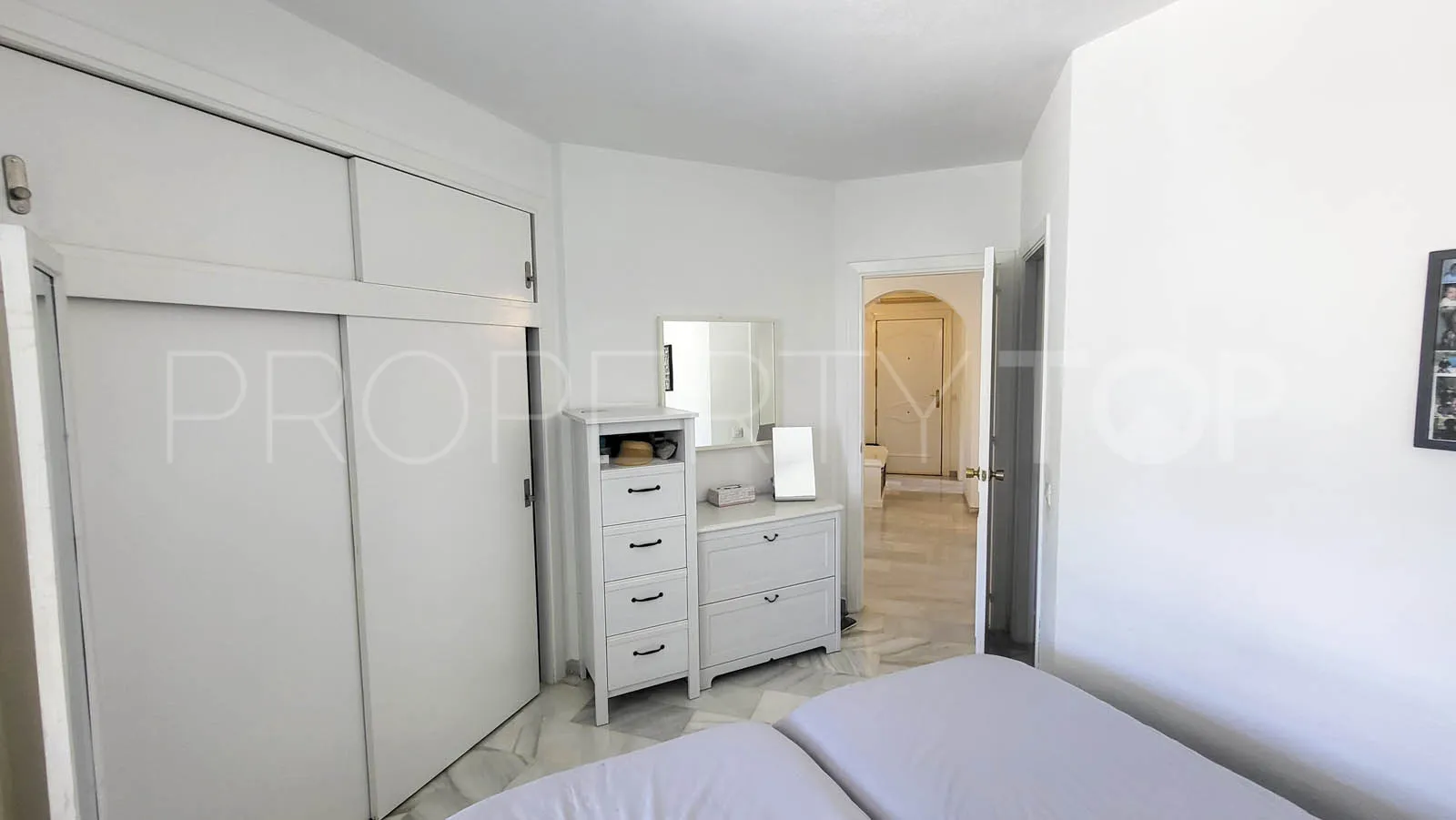 Se vende apartamento en Calahonda