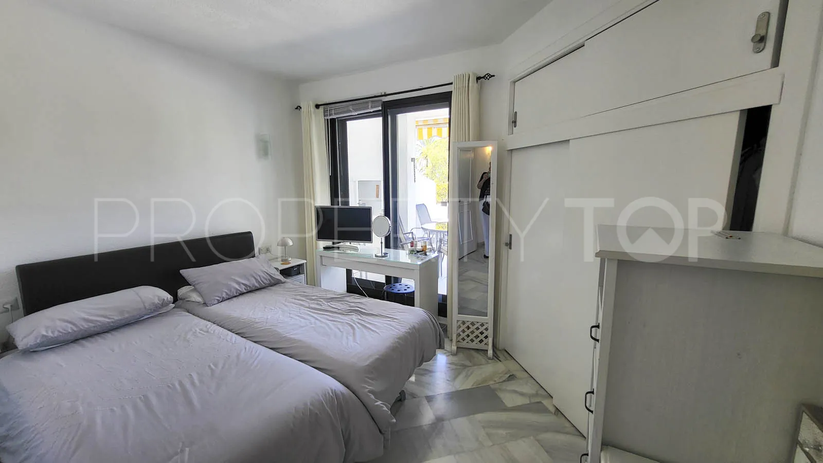 Se vende apartamento en Calahonda
