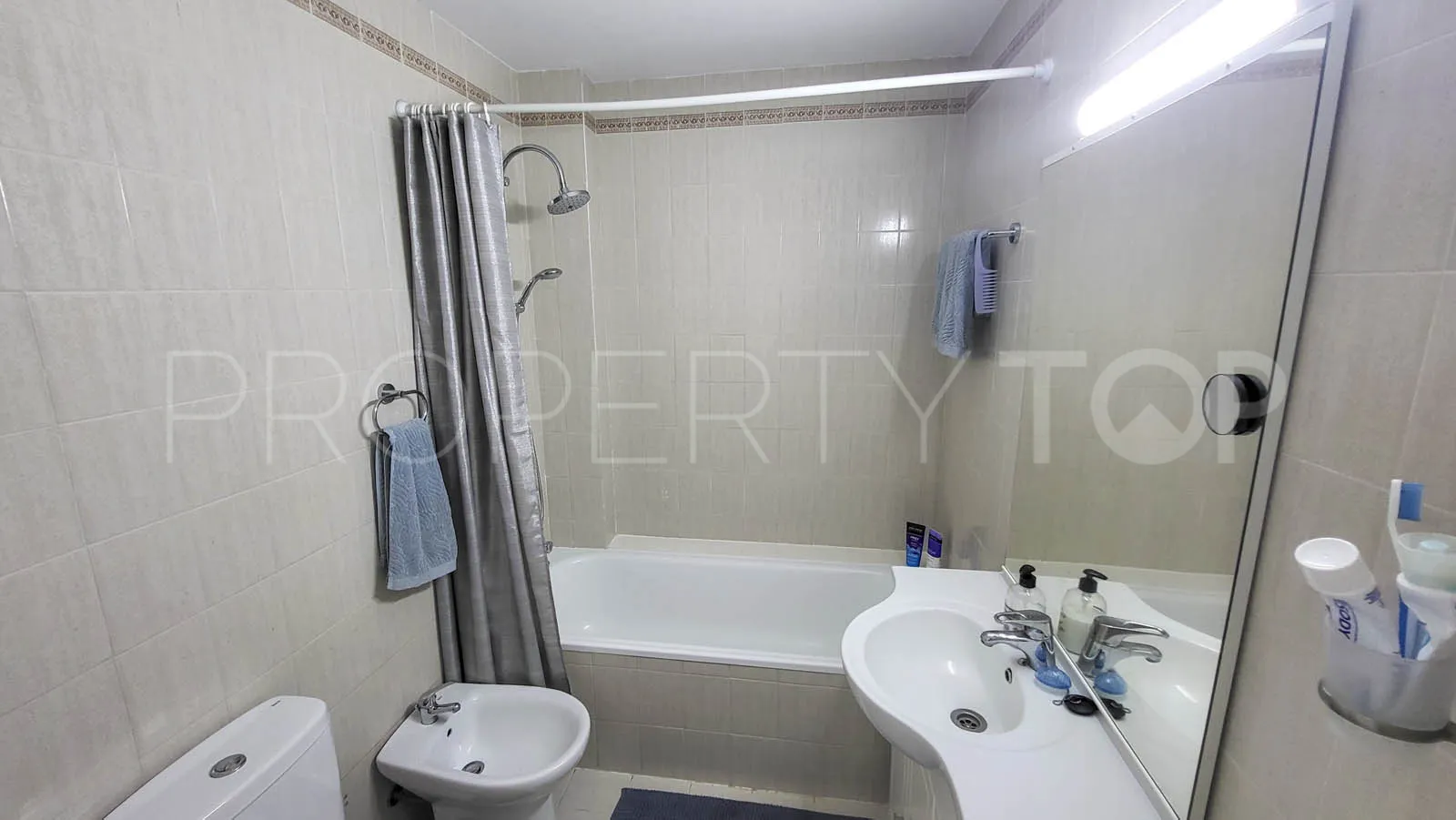 Se vende apartamento en Calahonda
