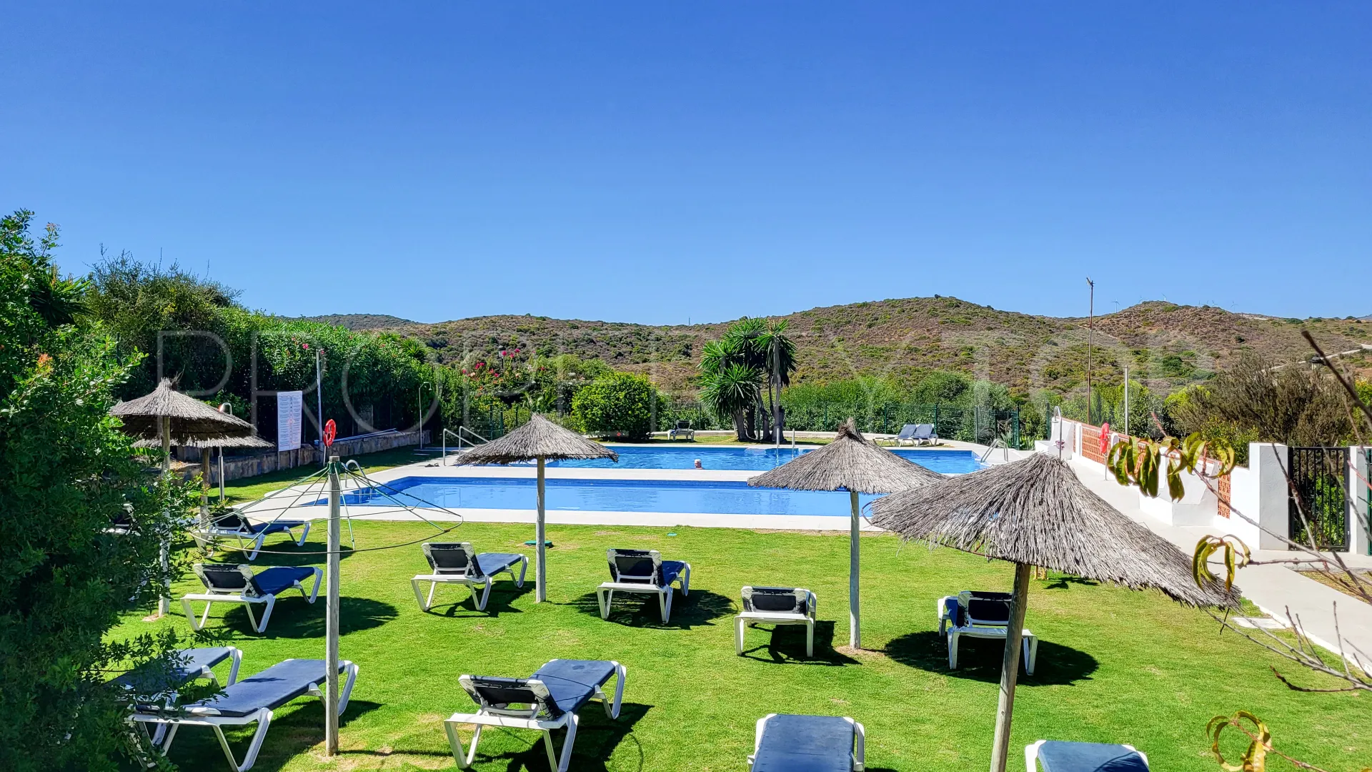 Buy semi detached house in Puerto La Duquesa