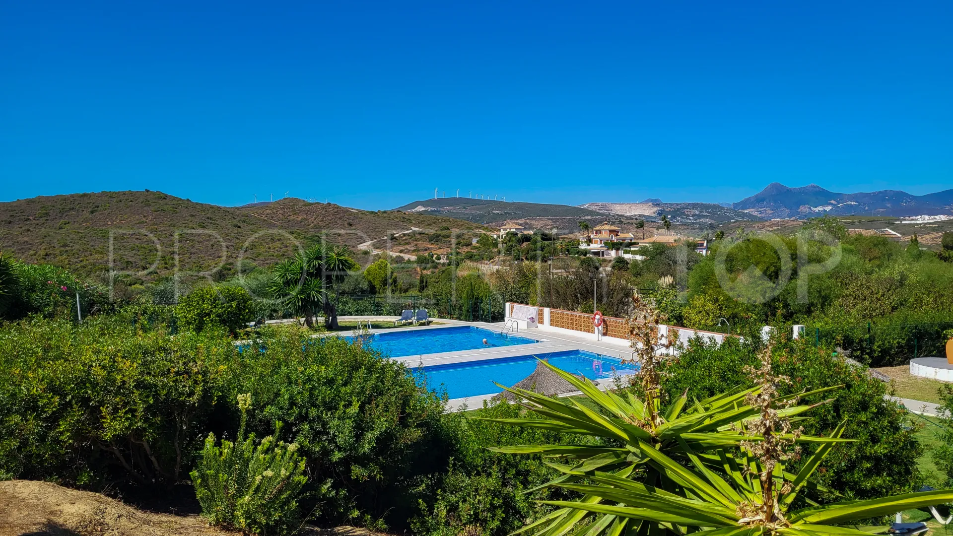 Buy semi detached house in Puerto La Duquesa