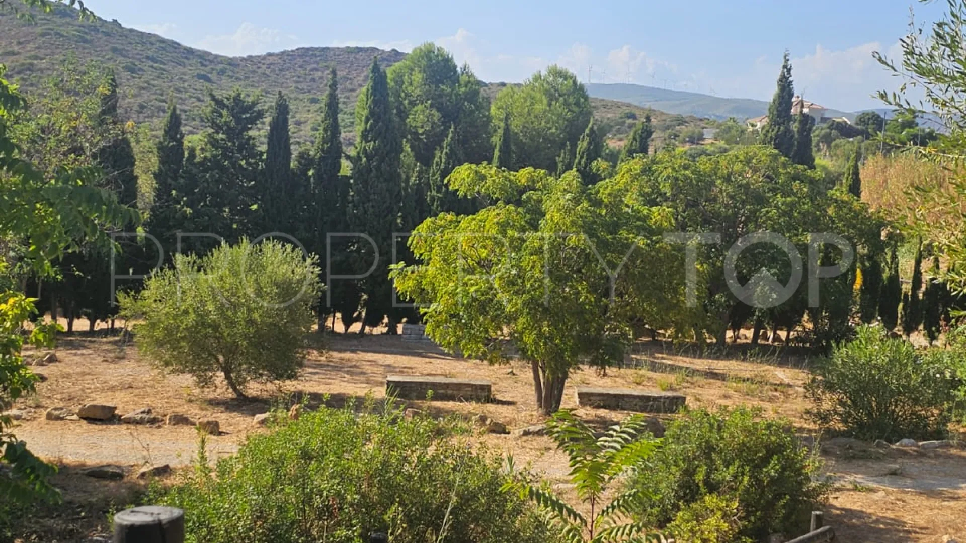 Buy semi detached house in Puerto La Duquesa