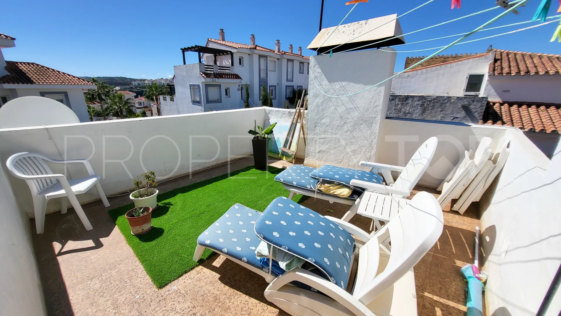 Buy semi detached house in Puerto La Duquesa
