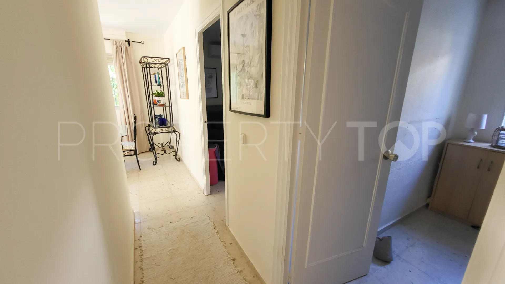 Buy semi detached house in Puerto La Duquesa