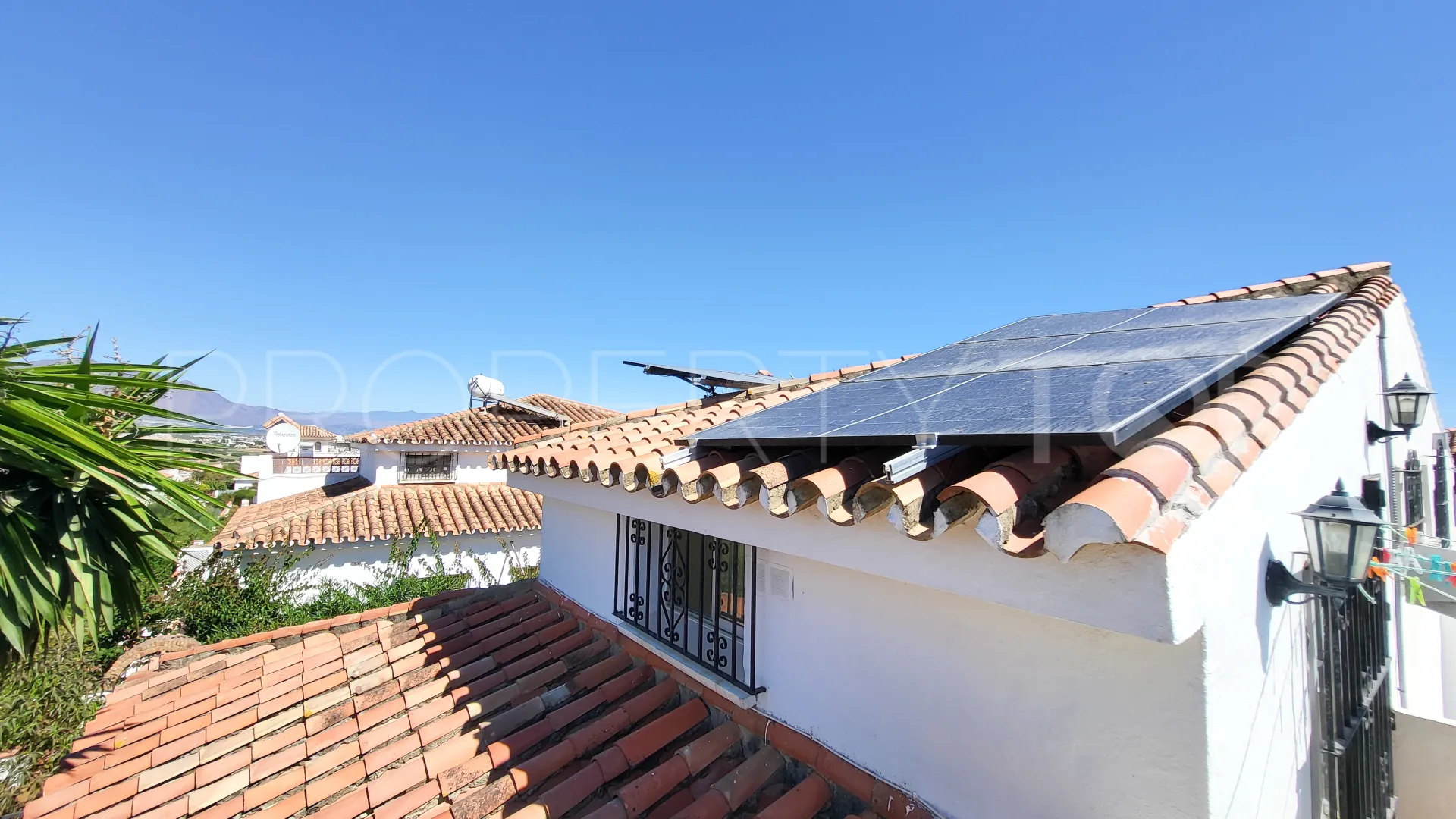 Buy semi detached house in Puerto La Duquesa