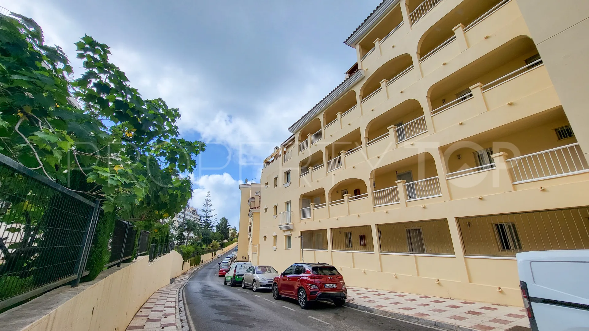 Buy apartment in Nueva Torrequebrada
