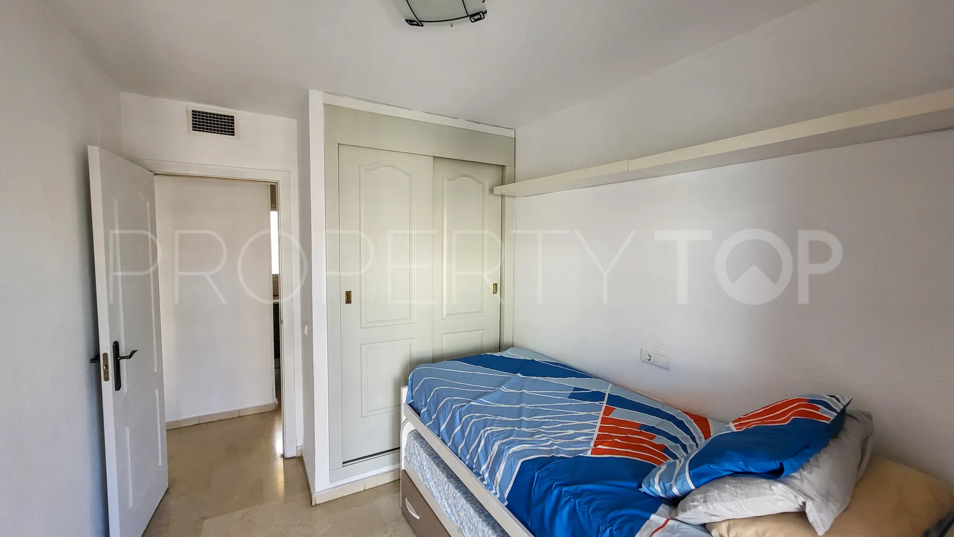 Buy apartment in Nueva Torrequebrada