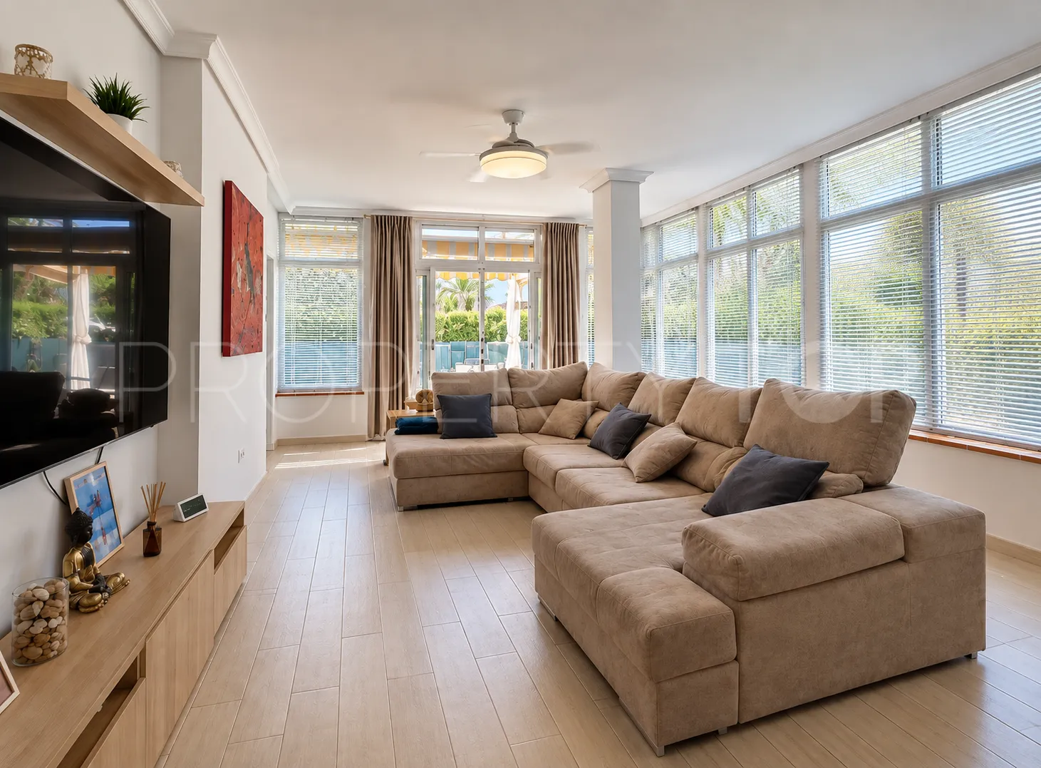 Apartment for sale in El Faro with 3 bedrooms