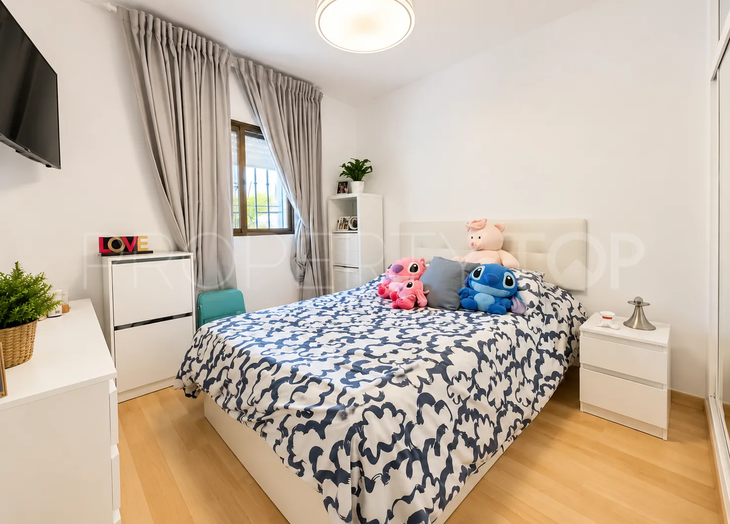 Apartment for sale in El Faro with 3 bedrooms