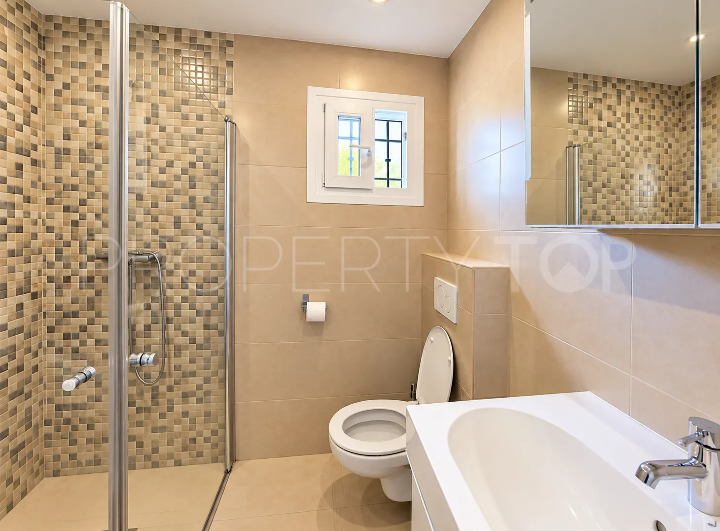 Apartment for sale in El Faro with 3 bedrooms