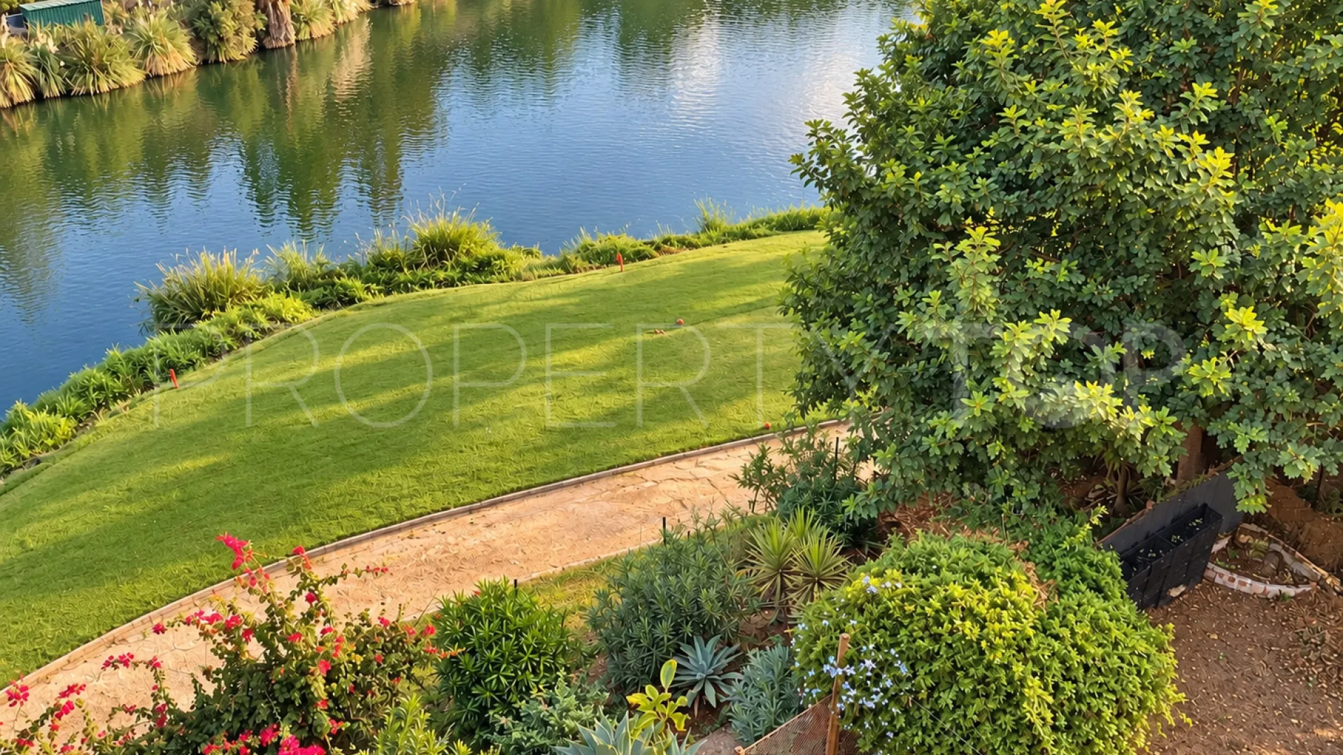 For sale 3 bedrooms penthouse in Riviera del Sol