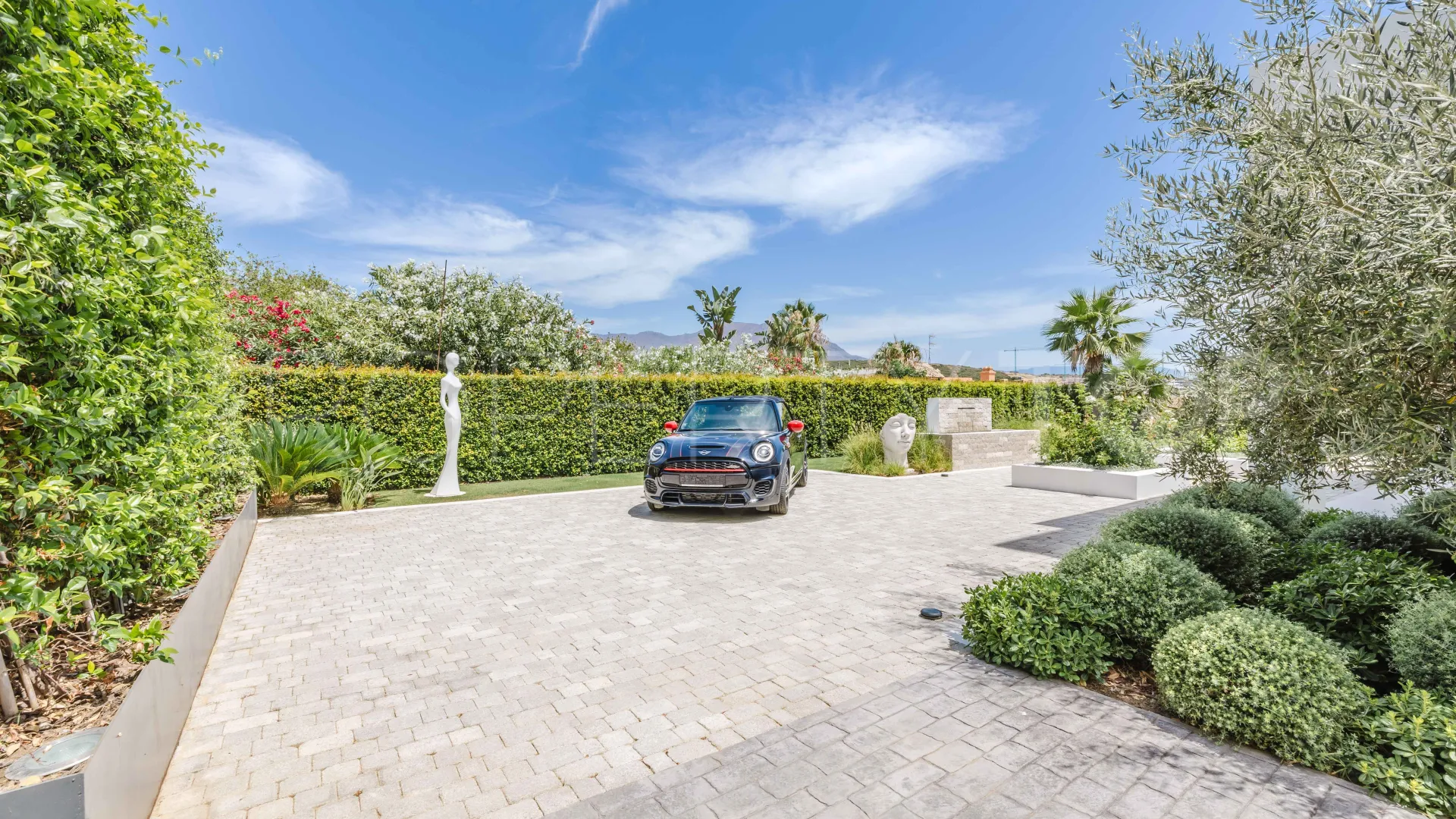 Casares Golf villa for sale
