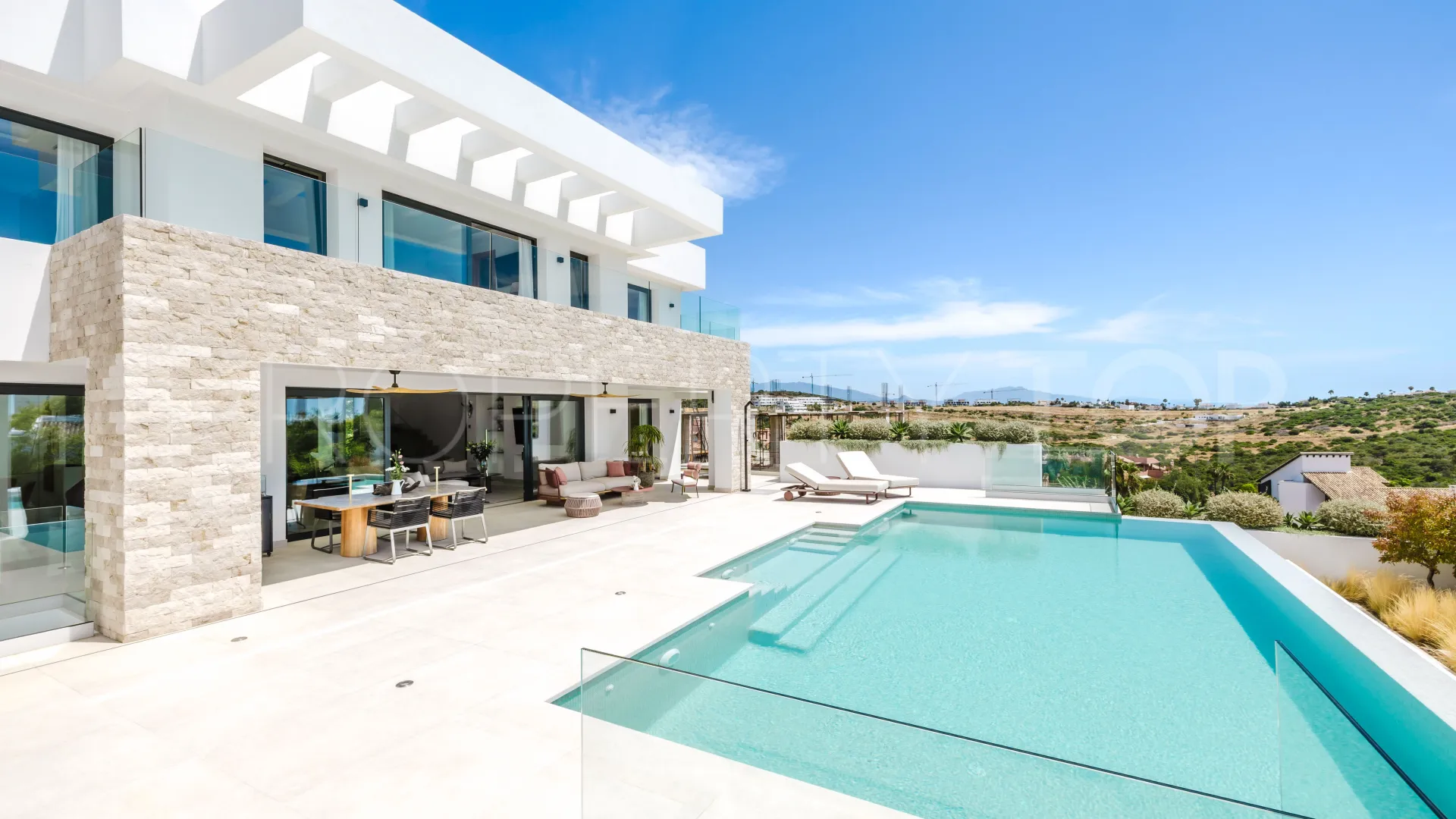 Casares Golf villa for sale