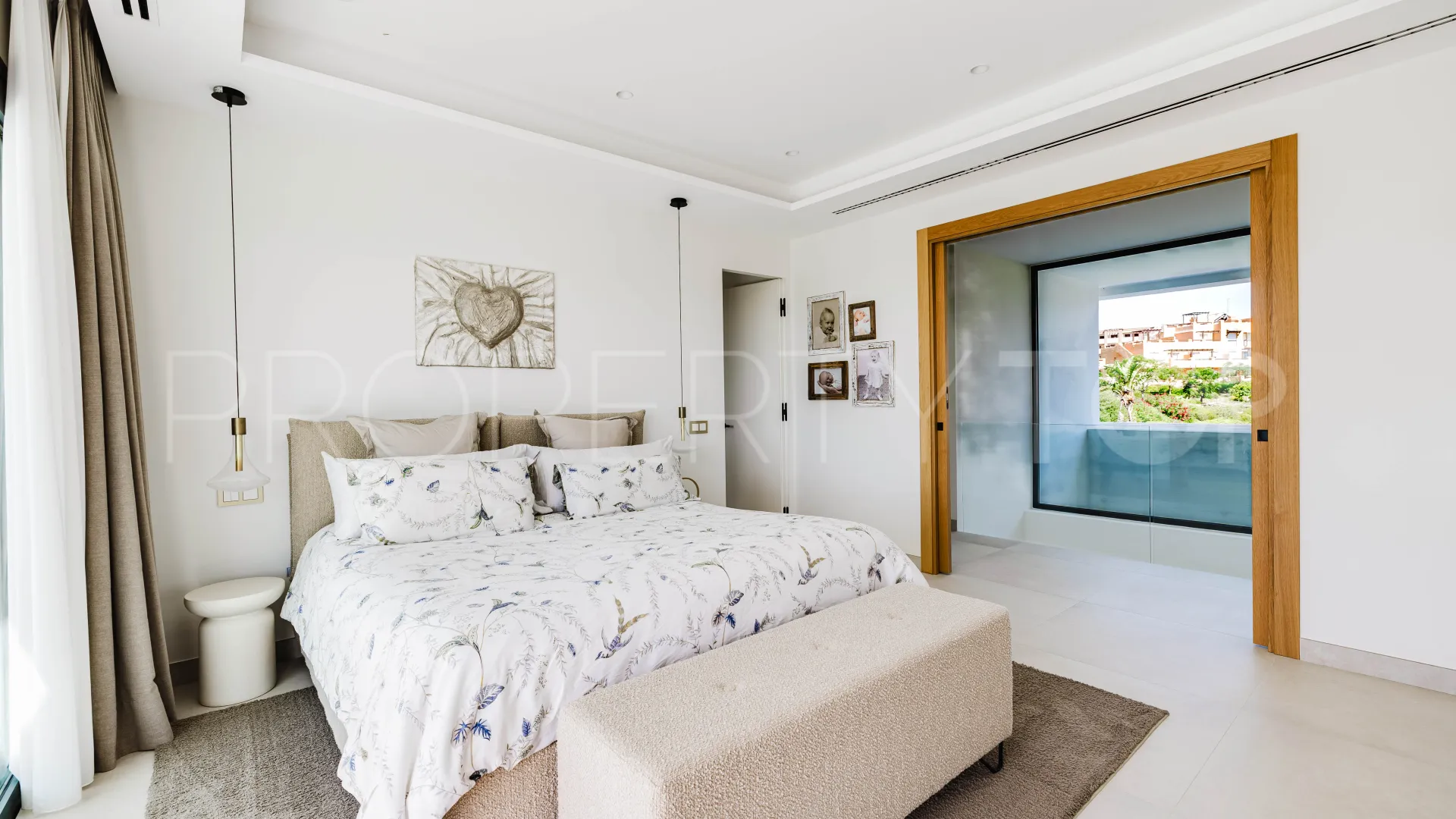 Casares Golf villa for sale