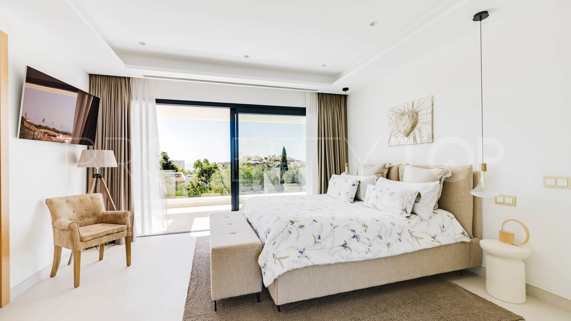 Casares Golf villa for sale