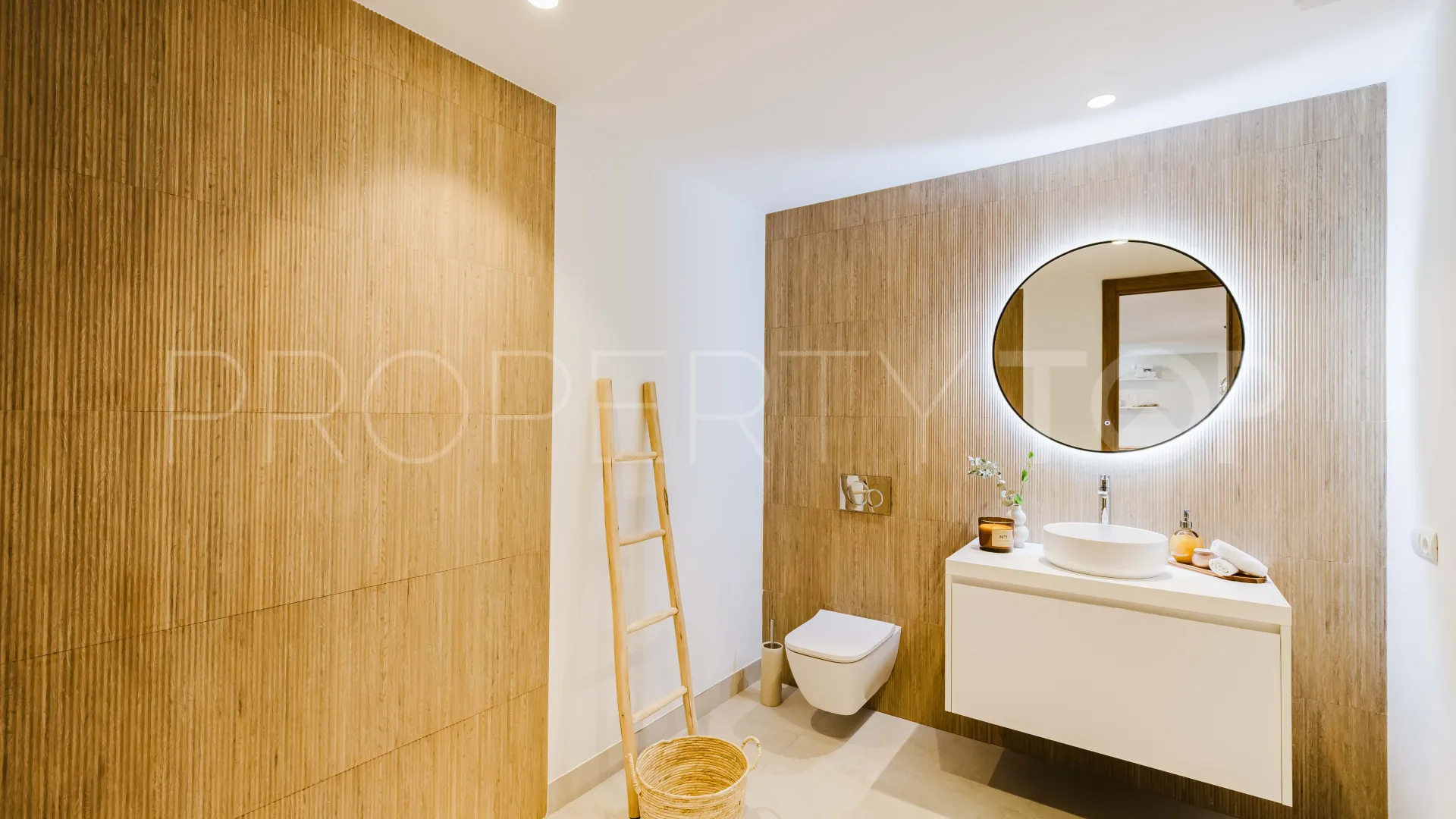 Casares Golf villa for sale