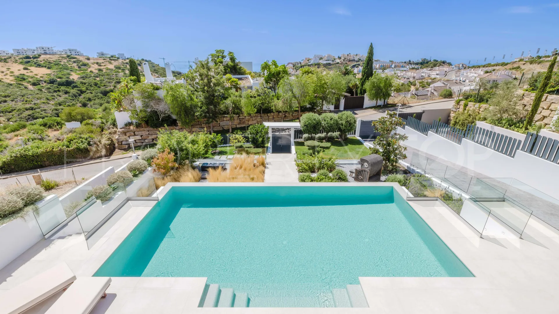 Casares Golf villa for sale