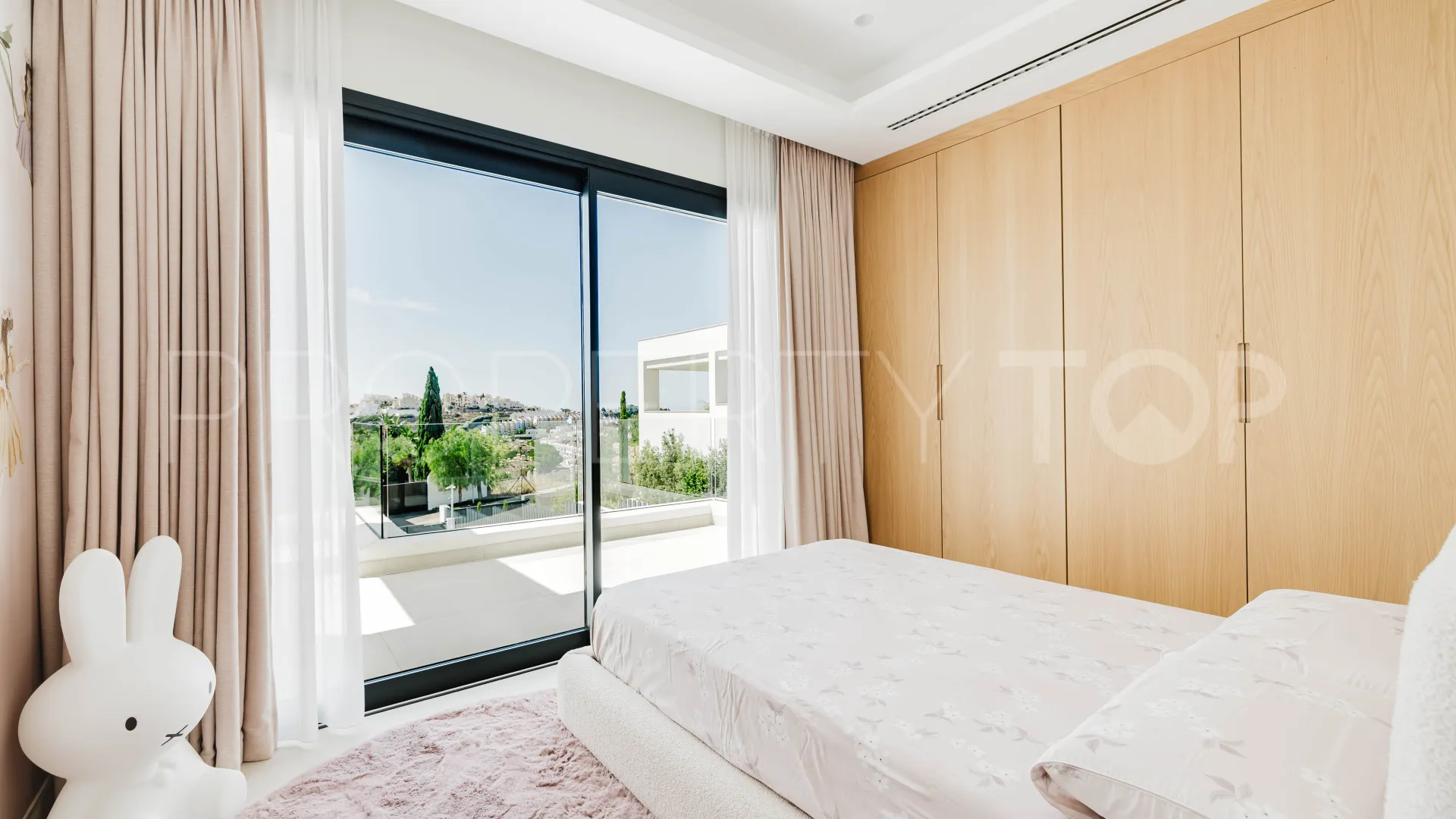 Casares Golf villa for sale